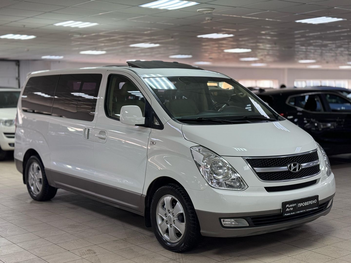 Hyundai Grand Starex