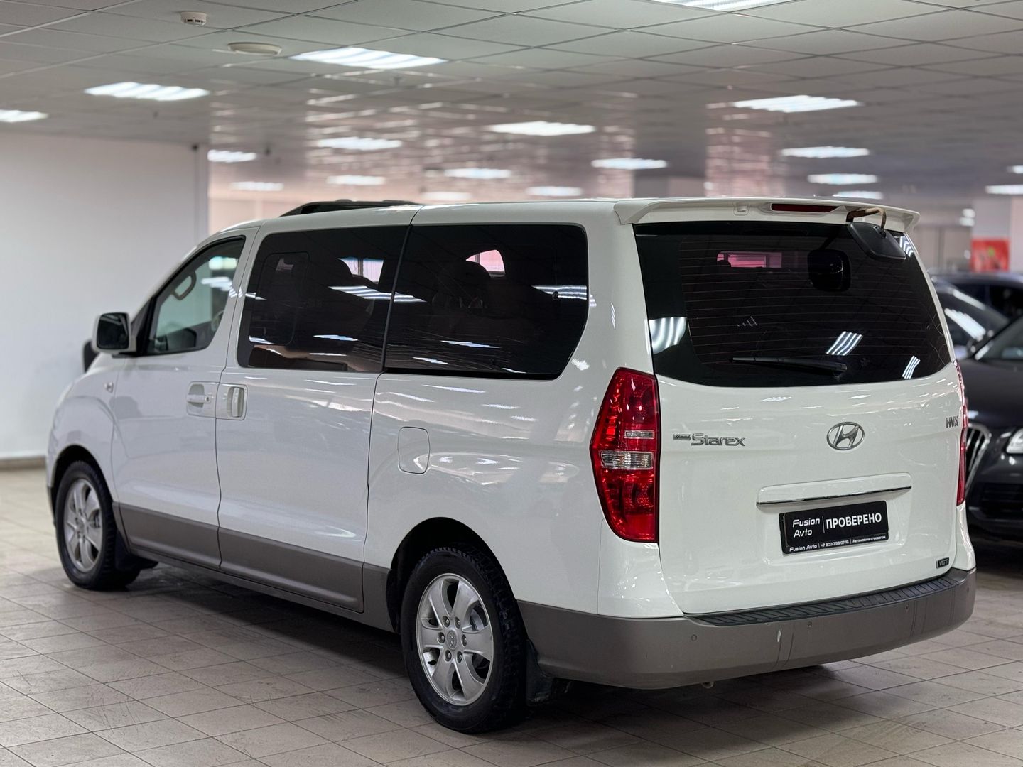 Hyundai Grand Starex