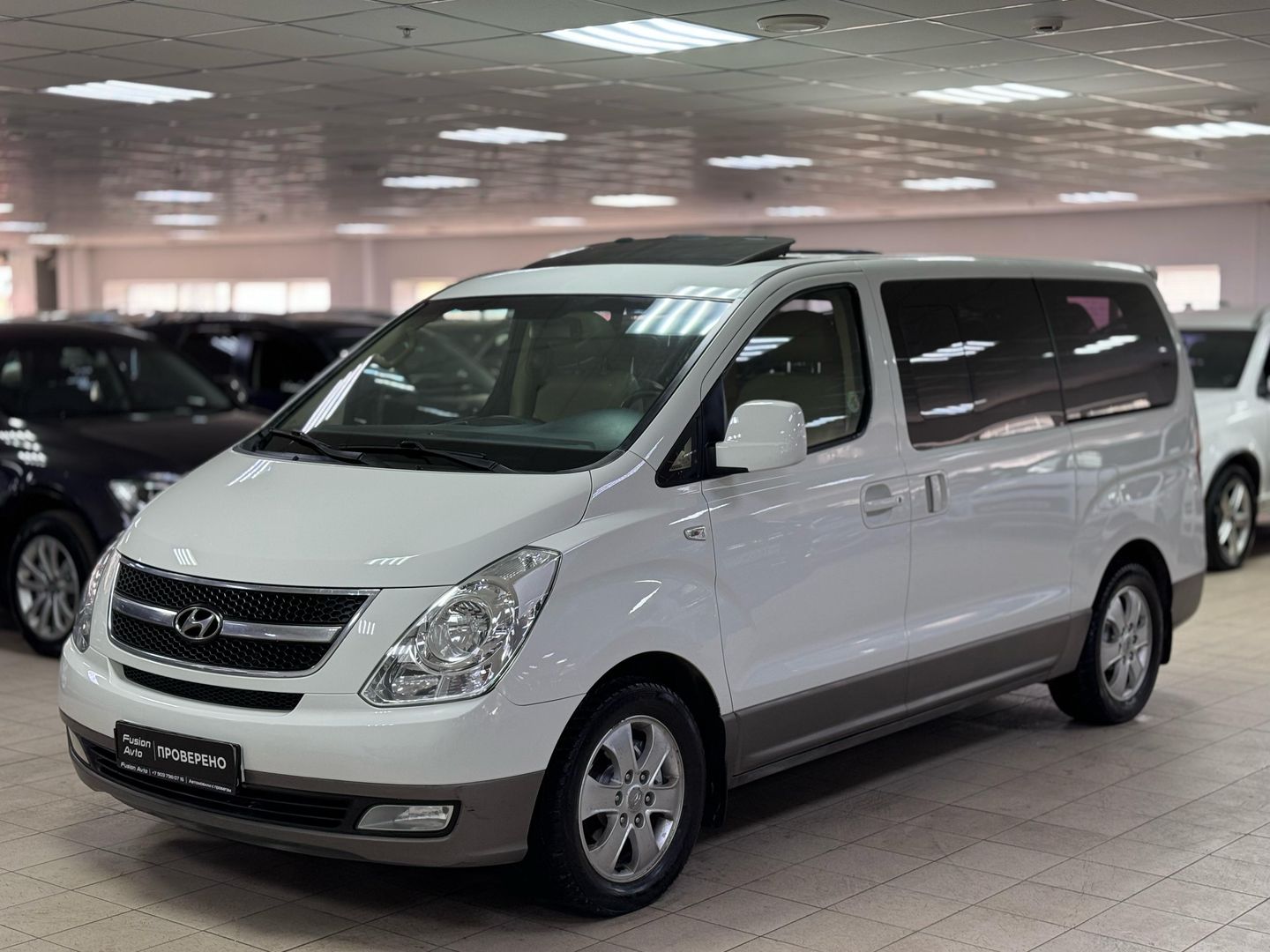 Hyundai Grand Starex