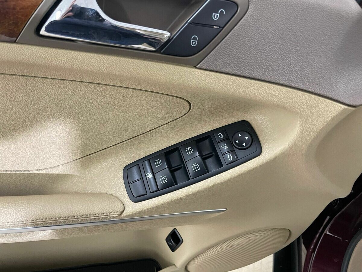 Mercedes-Benz M-Класс