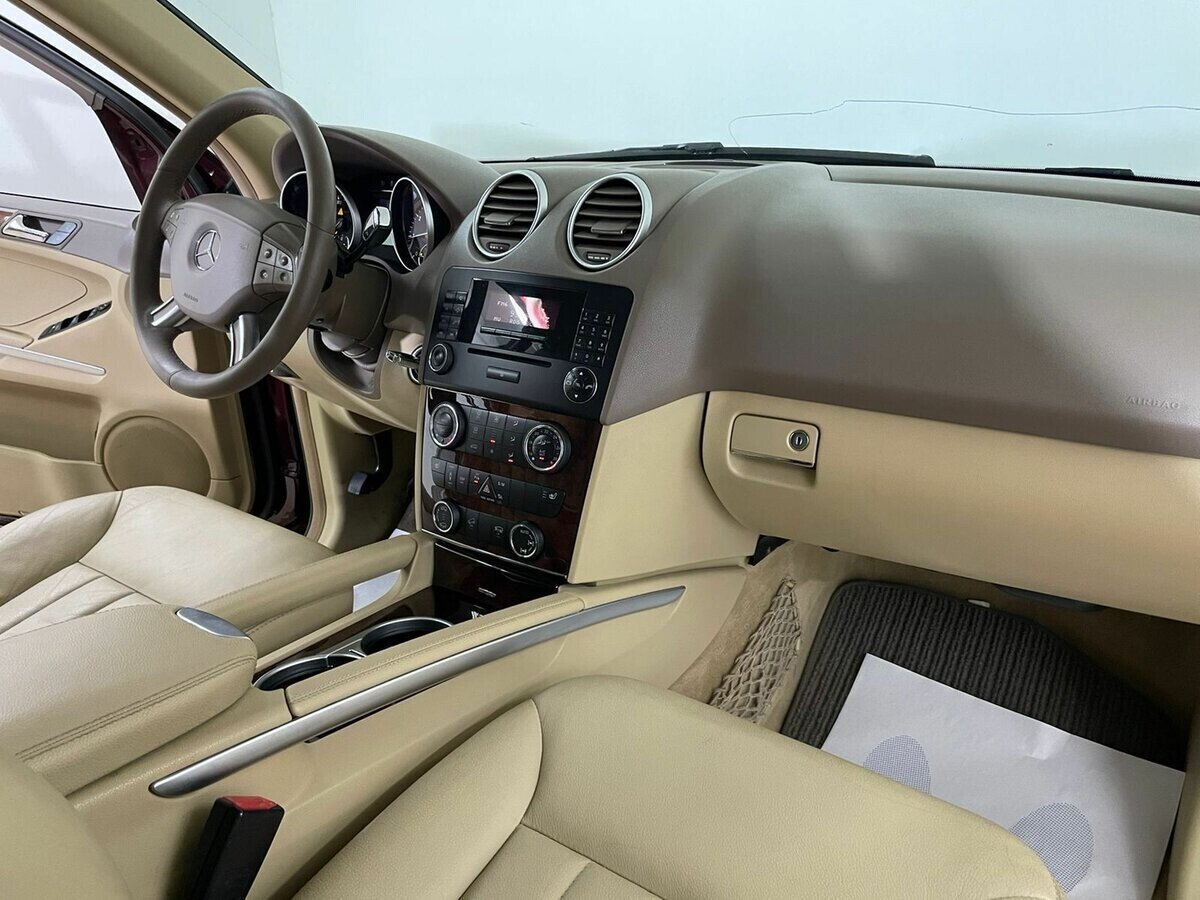 Mercedes-Benz M-Класс