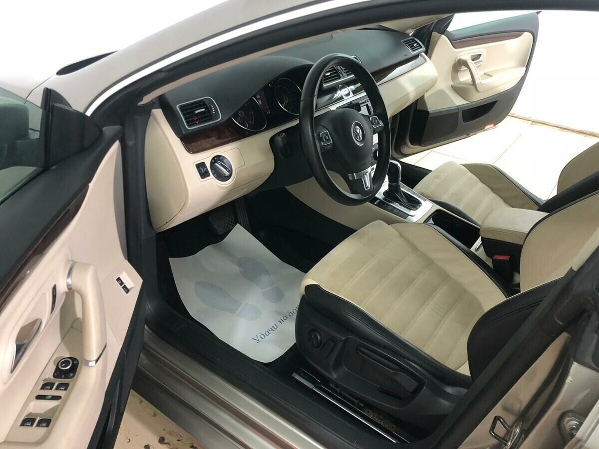 Volkswagen Passat CC