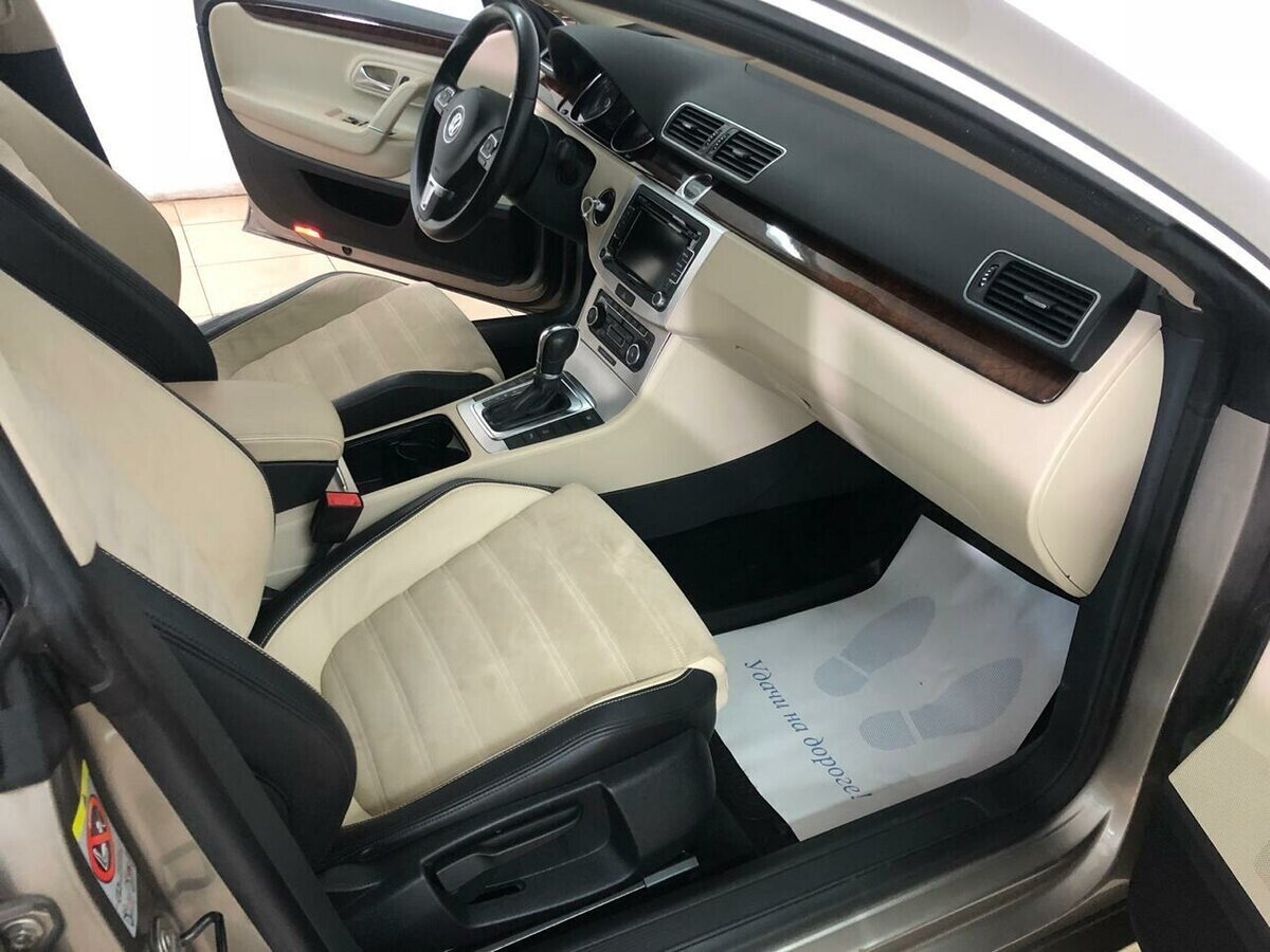 Volkswagen Passat CC