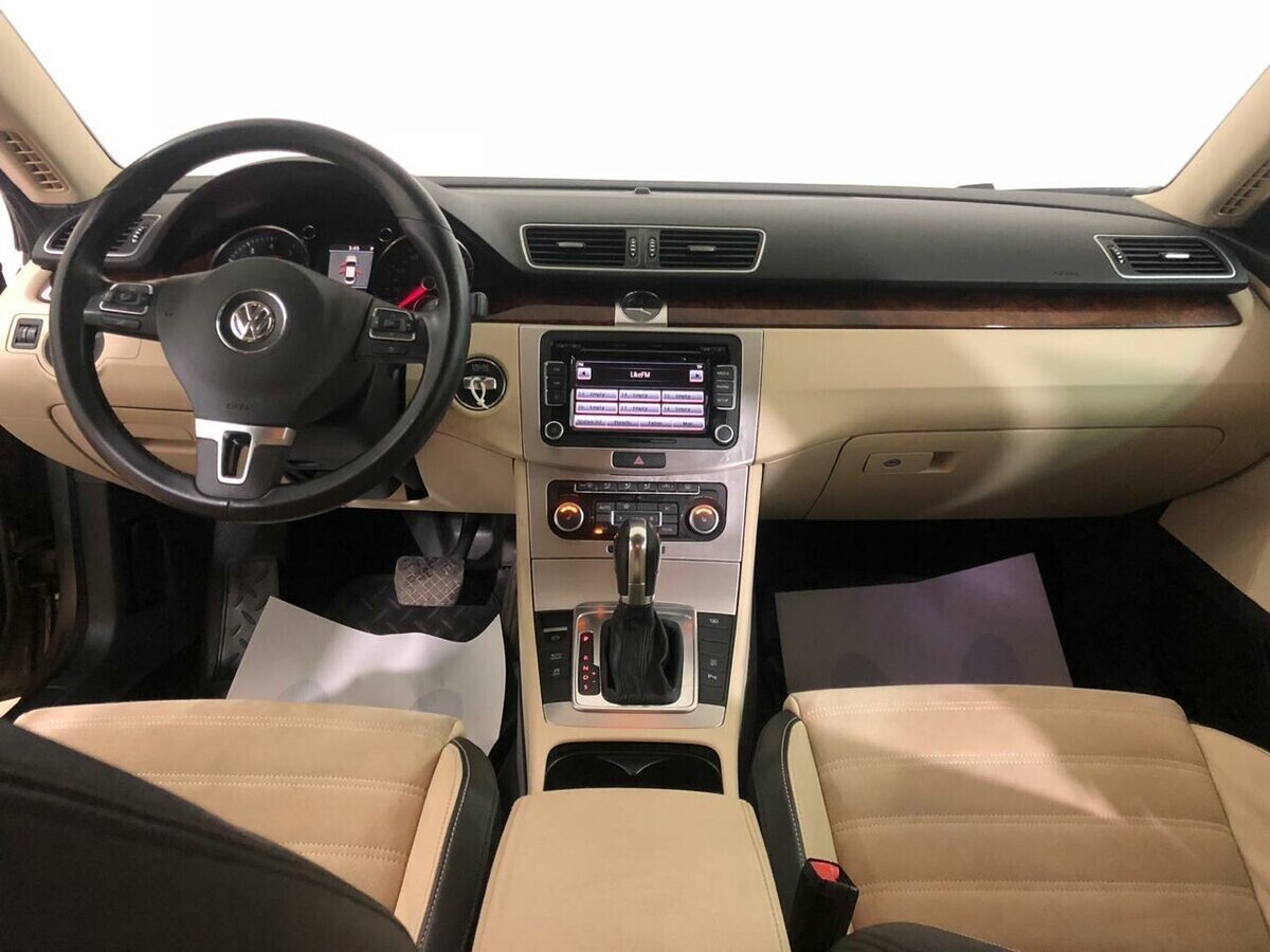 Volkswagen Passat CC