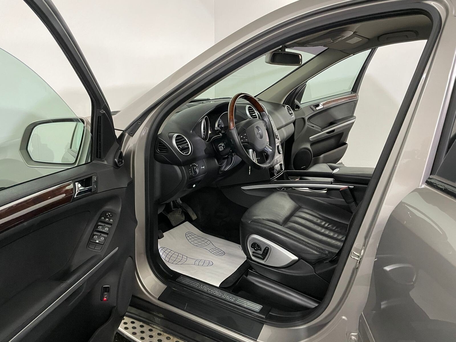 Mercedes-Benz M-Класс