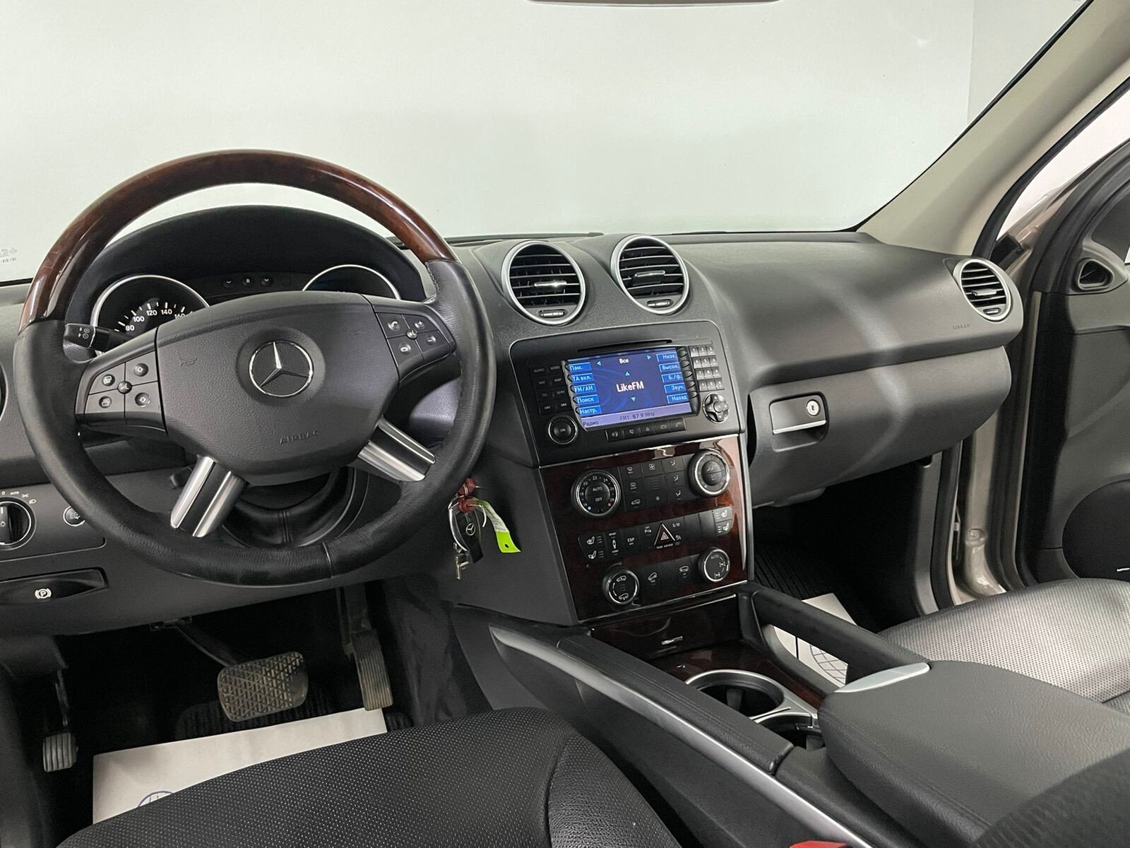 Mercedes-Benz M-Класс