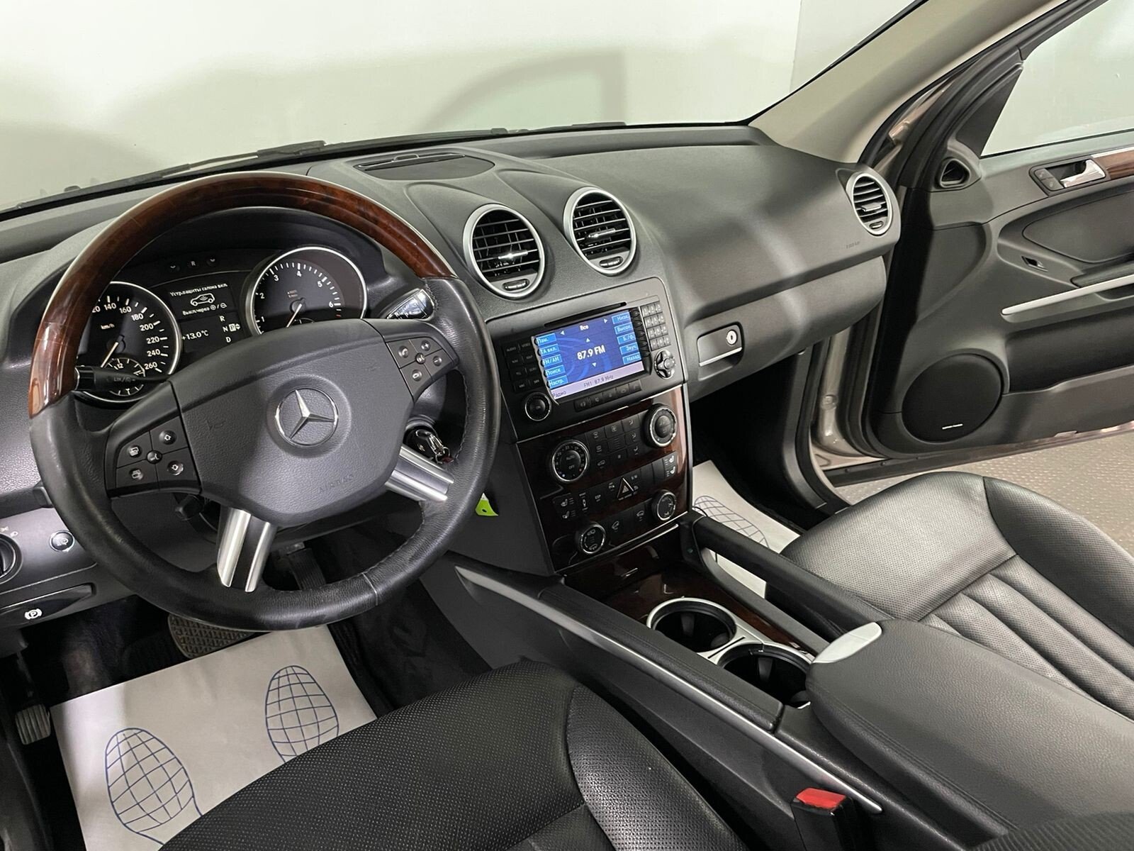 Mercedes-Benz M-Класс