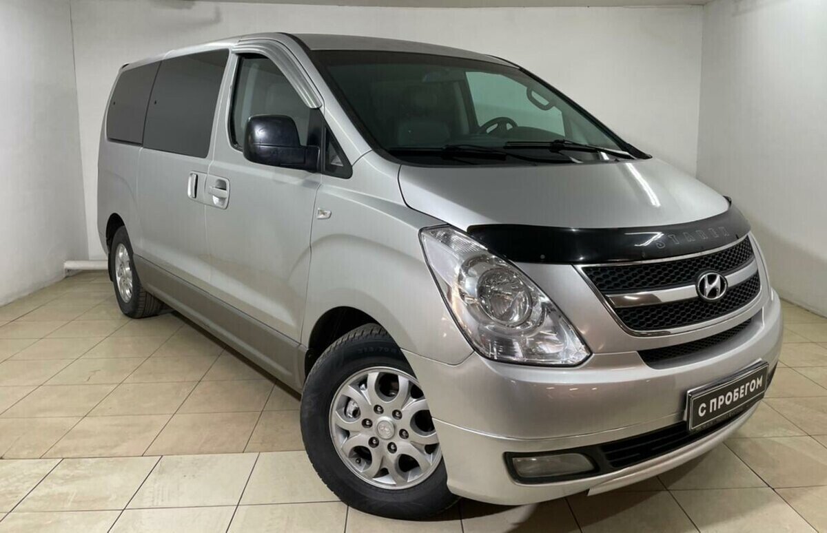 Hyundai Grand Starex