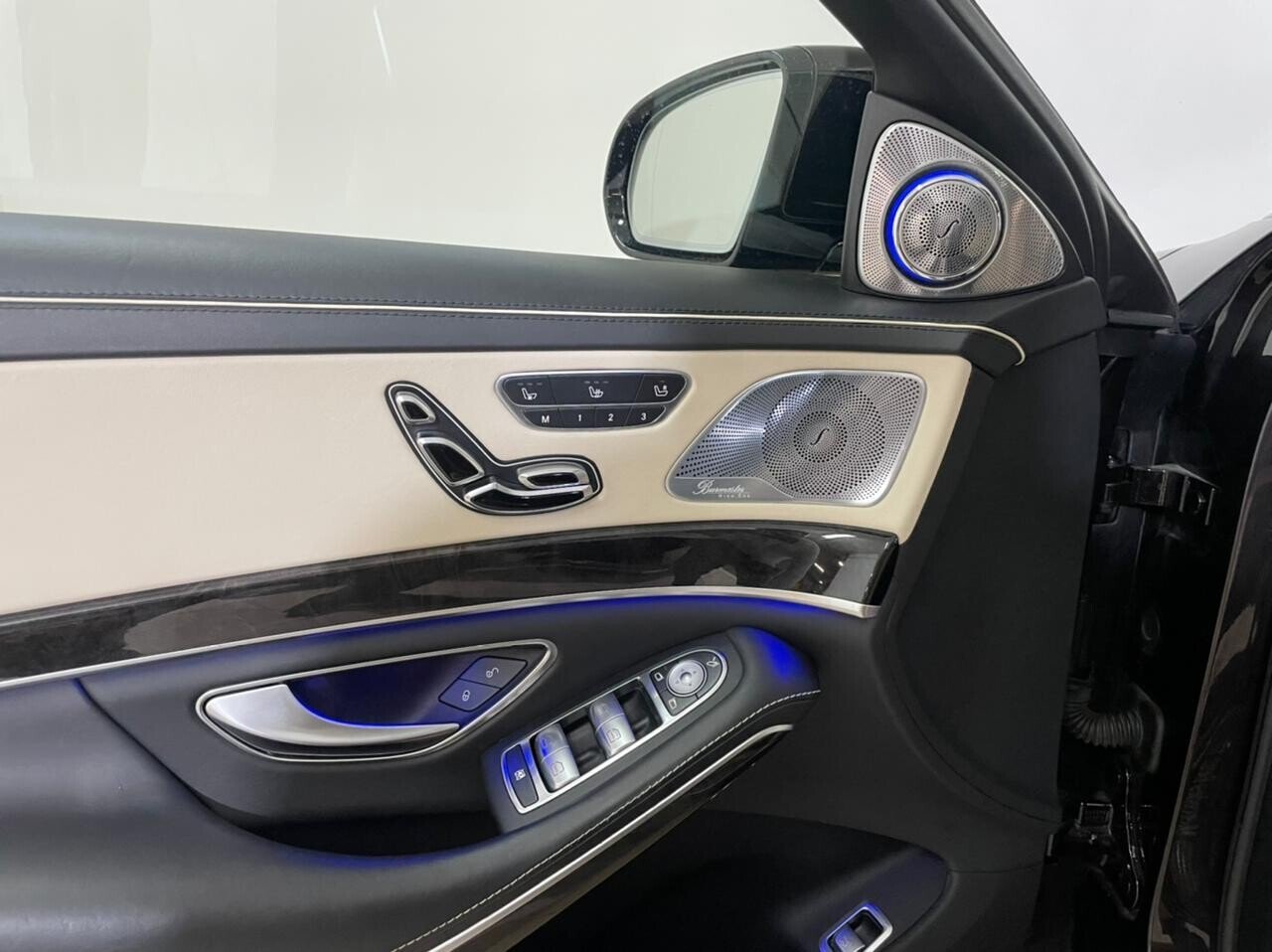 Mercedes-Benz S-Класс