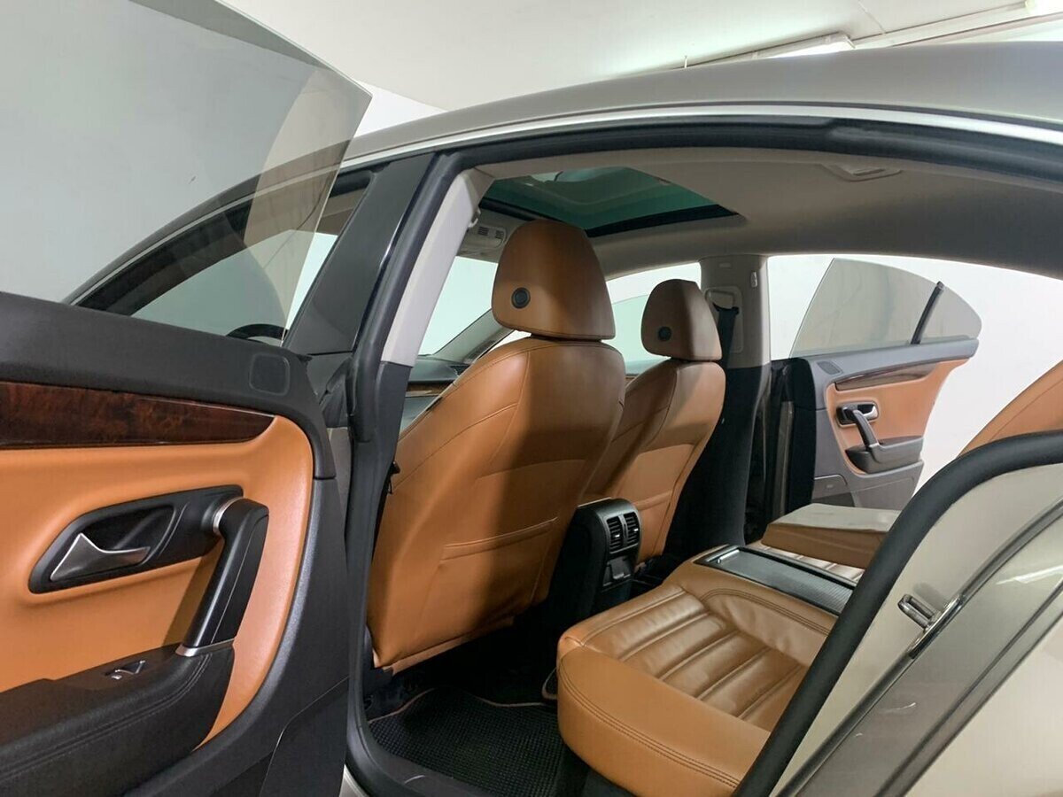 Volkswagen Passat CC