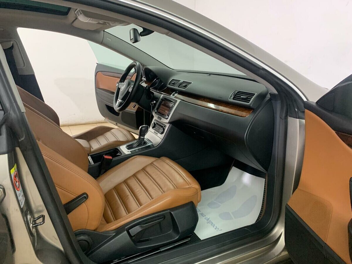 Volkswagen Passat CC