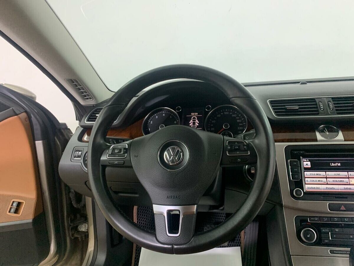 Volkswagen Passat CC