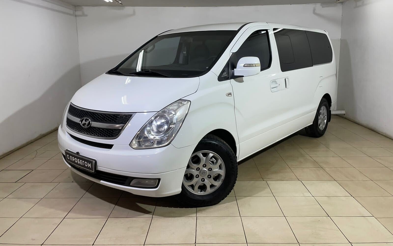 Hyundai Grand Starex