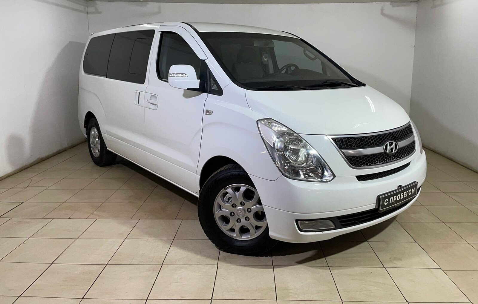 Hyundai Grand Starex