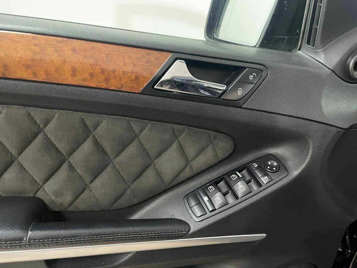 Mercedes-Benz M-Класс