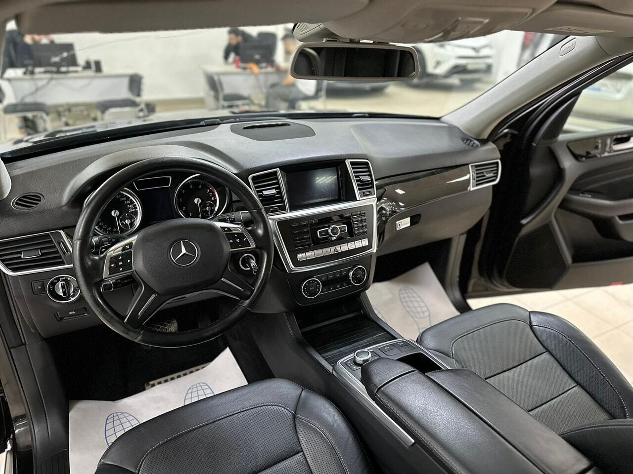 Mercedes-Benz M-Класс