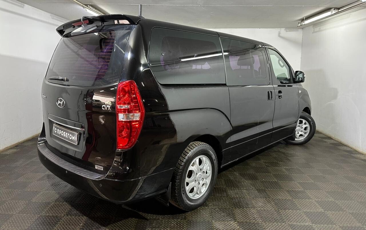 Hyundai Grand Starex