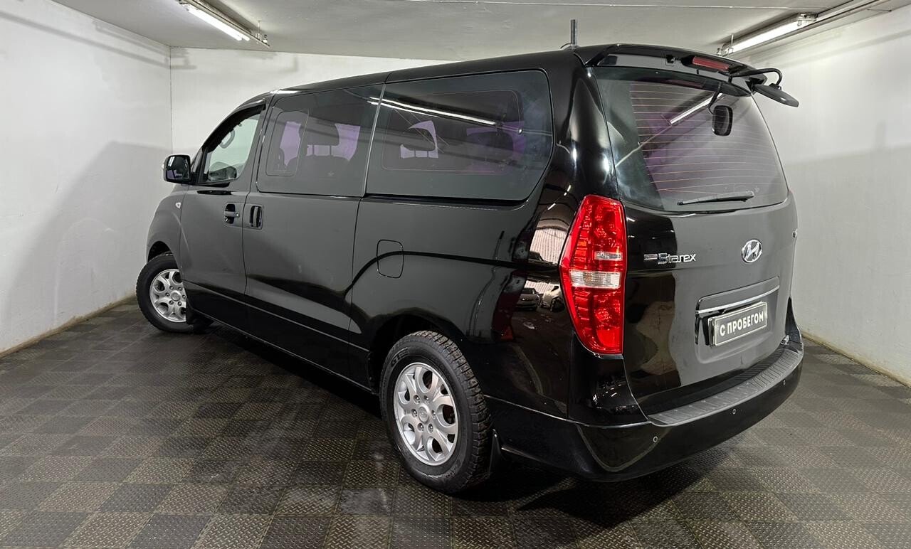 Hyundai Grand Starex