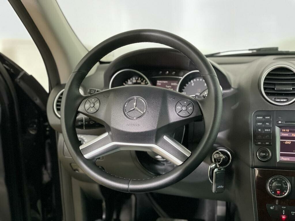 Mercedes-Benz M-Класс