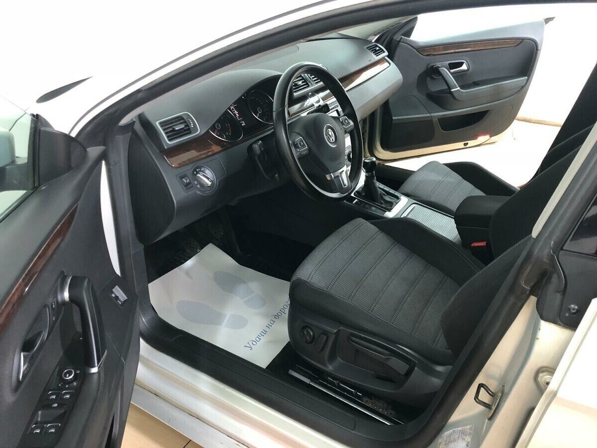 Volkswagen Passat CC